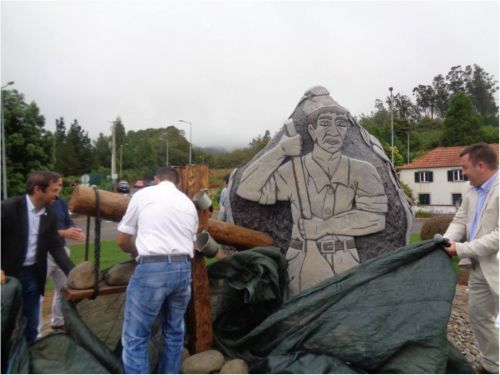 Inauguração da escultura de homenagem aos agricultores e produtores de Sidra